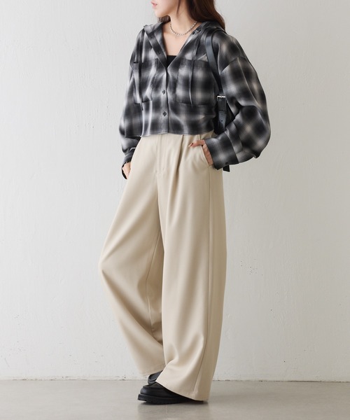 COLONY 2139(コロニートゥーワンスリーナイン)の「チェックフードショートシャツ(シャツ/ブラウス・レディース・オフホワイト/グリーン/ブラック・FREE)」の20枚目の写真