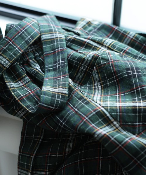 soulberry（ソウルベリー）の「「チェックらぼ」のタータンチェックなサスペンダーパンツ（その他パンツ・レディース・グリーン・M/L/LL/3L/4L/5L）」の2枚目の写真