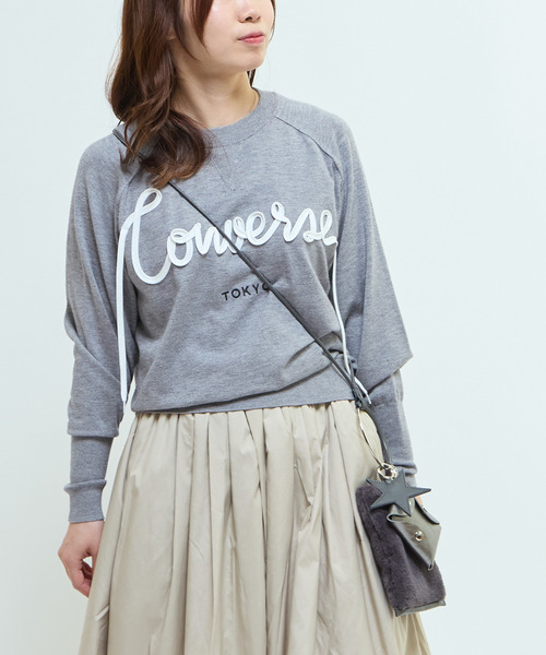 CONVERSE TOKYO(コンバーストウキョウ)の「SPINDLE LOGO SHORT KNIT(ニット/セーター・レディース・ブラック/セージグリーン/グレー/レッド/ピンク・FREE)」の2枚目の写真