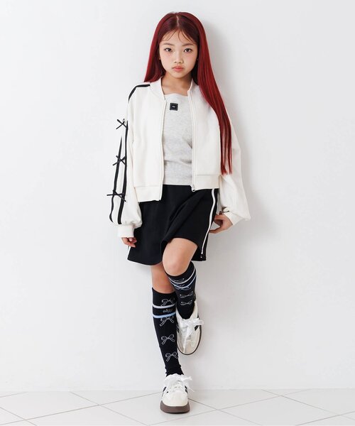 algy(アルジー)の「りぼんラインジャージセットアップ(セットアップ・キッズ・アイボリー/ブラック・160/150/140/130)」の4枚目の写真