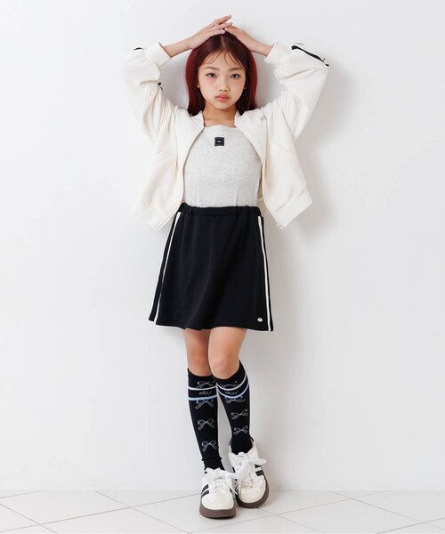 algy(アルジー)の「りぼんラインジャージセットアップ(セットアップ・キッズ・アイボリー/ブラック・160/150/140/130)」の6枚目の写真