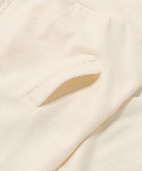 algy(アルジー)の「りぼんラインジャージセットアップ(セットアップ・キッズ・アイボリー/ブラック・160/150/140/130)」の8枚目の写真