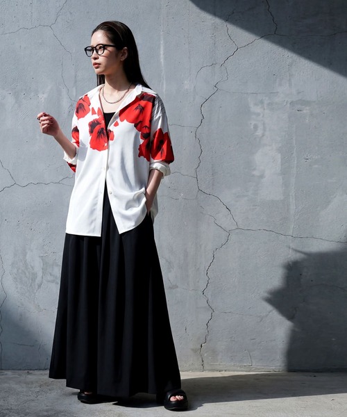 antiqua(アンティカ)の「花柄 シャツ(シャツ/ブラウス・レディース・ホワイト系その他・ONESIZE)」の2枚目の写真