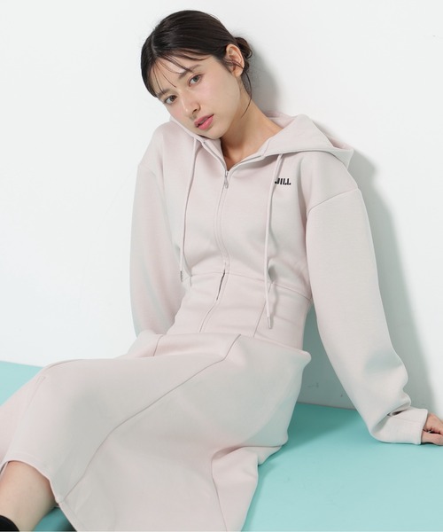 JILL by JILL STUART（ジルバイジルスチュアート）の「【WEB限定再入荷】ダイバーフーディーロングワンピース（ワンピース・レディース・ベージュ/グレー/ピンク・FREE）」の17枚目の写真