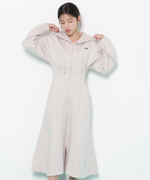 JILL by JILL STUART（ジルバイジルスチュアート）の「【WEB限定再入荷】ダイバーフーディーロングワンピース（ワンピース・レディース・ベージュ/グレー/ピンク・FREE）」の18枚目の写真