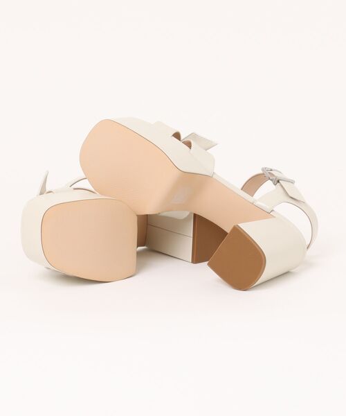 CHARLES & KEITH（チャールズ & キース）の「Anika アニカ ノットボウプラットフォームサンダル（サンダル・レディース・オフホワイト/ライトブルー/ブラック系その他2・25cm/24.5cm/23.5cm/23cm/22cm/25.5cm/22.5cm）」の17枚目の写真