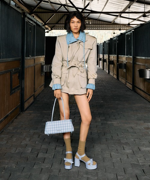 CHARLES & KEITH（チャールズ & キース）の「Anika アニカ ノットボウプラットフォームサンダル（サンダル・レディース・オフホワイト/ライトブルー/ブラック系その他2・25cm/24.5cm/23.5cm/23cm/22cm/25.5cm/22.5cm）」の19枚目の写真