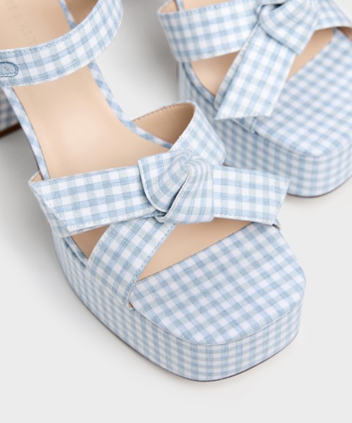 CHARLES & KEITH（チャールズ & キース）の「Anika アニカ ノットボウプラットフォームサンダル（サンダル・レディース・オフホワイト/ライトブルー/ブラック系その他2・25cm/24.5cm/23.5cm/23cm/22cm/25.5cm/22.5cm）」の13枚目の写真