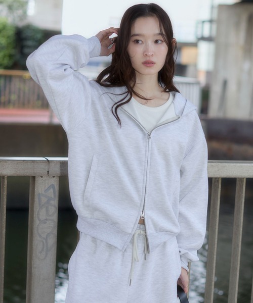 WEGO(ウィゴー)の「WEGO/【26年春新作】ボンディングZIPパーカー(パーカー・メンズ・アッシュグレー/ブラック/チャコール・SMALL/MEDIUM/LARGE)」の2枚目の写真