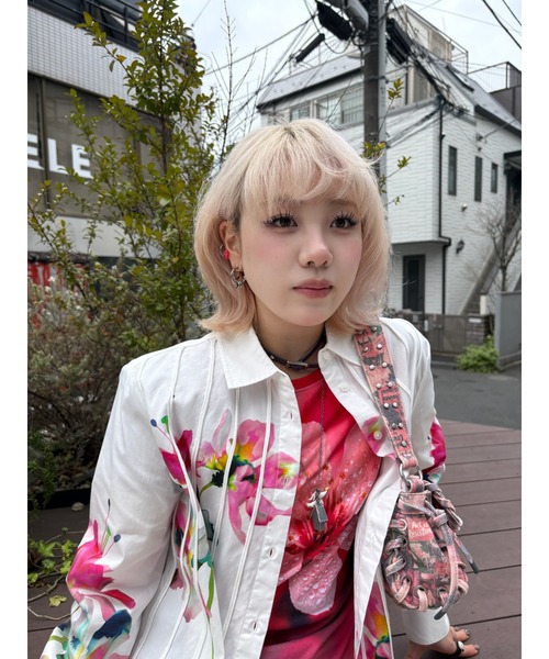 Desigual(デシグアル)の「フラワースプラッシュプリーツ長袖シャツ(シャツ/ブラウス・レディース・ホワイト・S/M/XS/XL/L)」の15枚目の写真