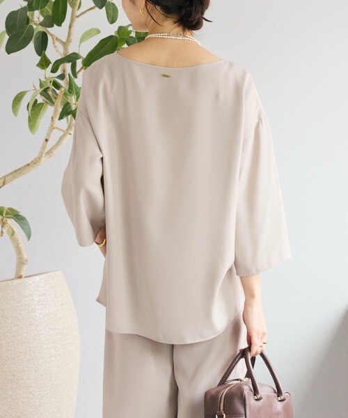 RIVE DROITE（リヴドロワ）の「【セットアップ対応可】ダブルサテンハーフスリーブブラウス（シャツ/ブラウス・レディース・ベージュ/ネイビー・FREE）」の19枚目の写真