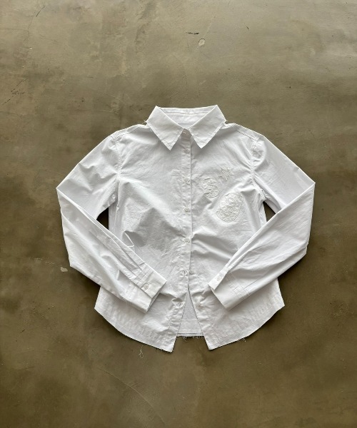 SHAGGIE(シャギー)の「チキンボーンカットオフシャツ(シャツ/ブラウス・レディース・ホワイト/イエロー/ブルー・FREE)」の12枚目の写真