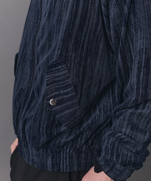Confirm（コンファーム）の「Crushed Velvet Blouson / クラッシュベルベットブルゾン メンズ レディース ユニセックス（ブルゾン・メンズ・ネイビー/ブラック・S/M/L）」の9枚目の写真