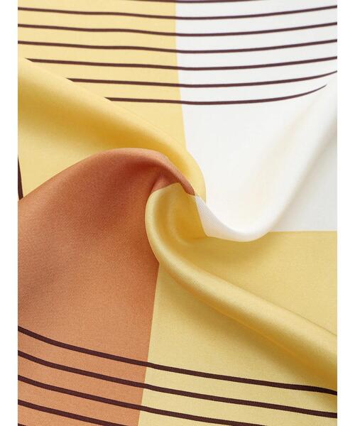 Te chichi（テチチ）の「幾何柄シルクスカーフ（ネックレス・レディース・ベージュ/イエロー/ブルー・F）」の17枚目の写真