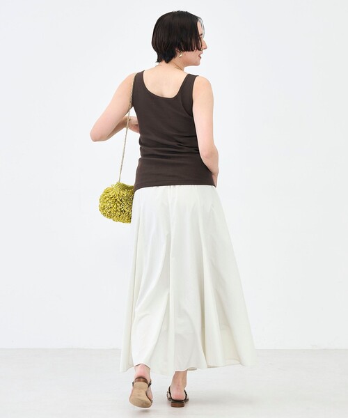 NOLLEY’S（ノーリーズ）の「ウォッシャブルプレミアムテレコアシメ2WAYタンク（タンクトップ・レディース・ブラック/ブラウン/ホワイト・FREE）」の9枚目の写真