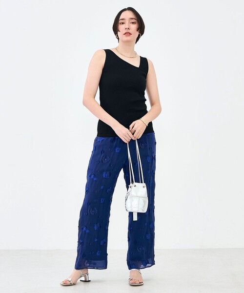 NOLLEY’S（ノーリーズ）の「ウォッシャブルプレミアムテレコアシメ2WAYタンク（タンクトップ・レディース・ブラック/ブラウン/ホワイト・FREE）」の16枚目の写真