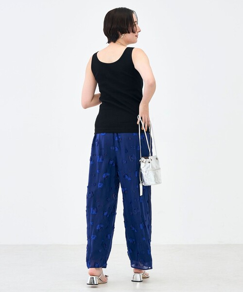 NOLLEY’S（ノーリーズ）の「ウォッシャブルプレミアムテレコアシメ2WAYタンク（タンクトップ・レディース・ブラック/ブラウン/ホワイト・FREE）」の18枚目の写真