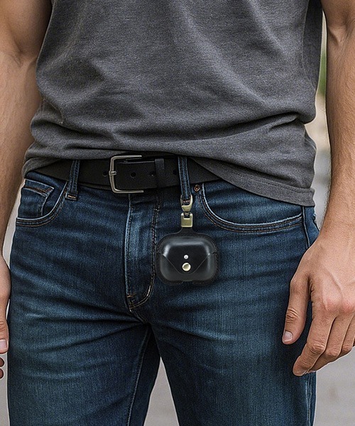 Fun & Daily（ファンアンドデイリー）の「Cow Leather Air Pods Pro 3 Case / エアポッズプロ３（ヘッドフォン/イヤホン・メンズ・ブラウン/ブラック・FREE）」の2枚目の写真