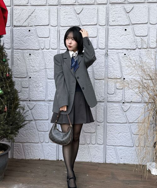 CUSTOMADE WOMAN(カスタメイドウーマン)の「ブリーズ メリージェーン ベルベットパンプス 5cm (CW0101BK)(パンプス・レディース・ブラック・25.5cm/25cm/24.5cm/24cm/23.5cm/23cm/22.5cm)」の6枚目の写真