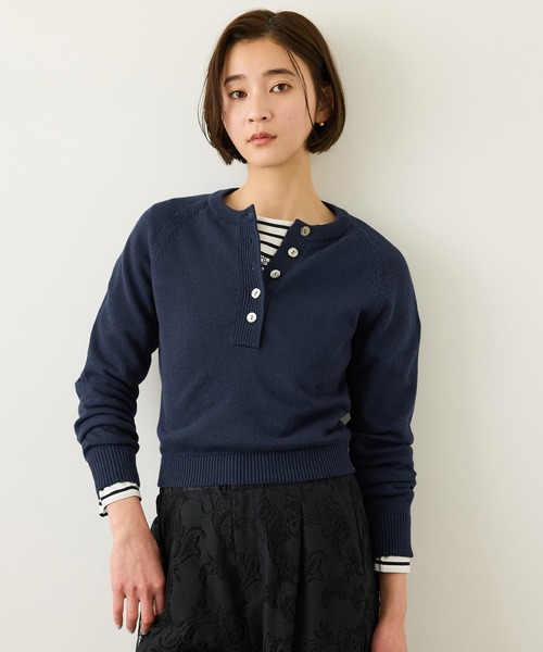 ROPE'(ロペ)の「ヘンリーネックラグランスリーブニットプルオーバー/イージーケア(ニット/セーター・レディース・ホワイト/レッド/ネイビー・FREE)」の3枚目の写真