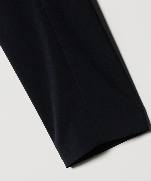 UNITED ARROWS(ユナイテッドアローズ)の「FEEL CLEAN Vノーカラー ジャケット ‐防しわ ストレッチ UVカット‐(テーラードジャケット・レディース・ネイビー/ブラック・38/36/34/40)」の15枚目の写真