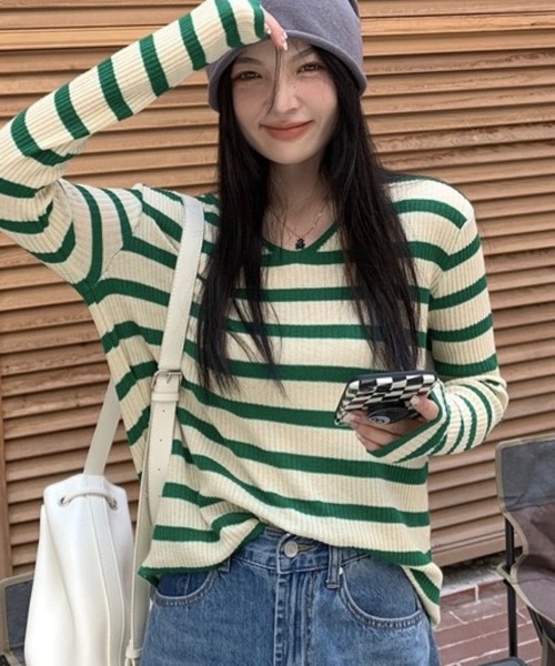 SHOUYO(ショウヨウ)の「Vネック 配色ボーダー 長袖リブニット(Tシャツ/カットソー・レディース・グリーン/ブルー/ブラック・M)」の6枚目の写真