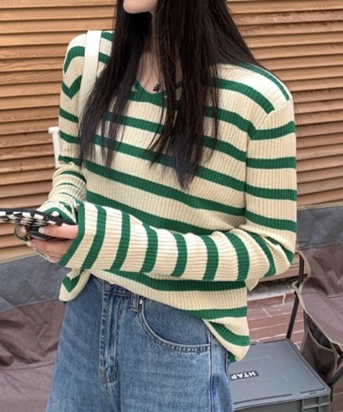 SHOUYO(ショウヨウ)の「Vネック 配色ボーダー 長袖リブニット(Tシャツ/カットソー・レディース・グリーン/ブルー/ブラック・M)」の7枚目の写真