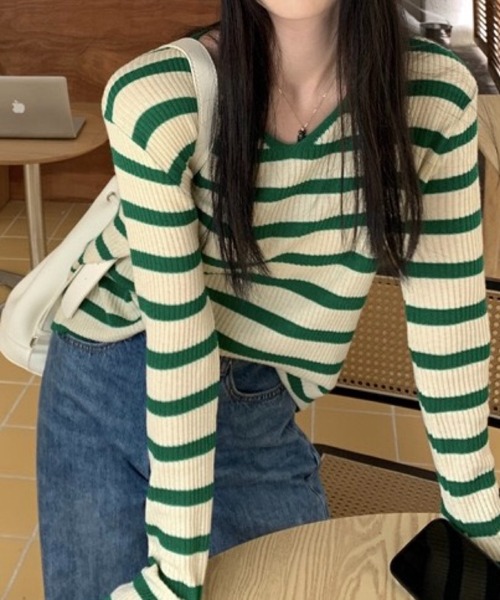 SHOUYO(ショウヨウ)の「Vネック 配色ボーダー 長袖リブニット(Tシャツ/カットソー・レディース・グリーン/ブルー/ブラック・M)」の13枚目の写真