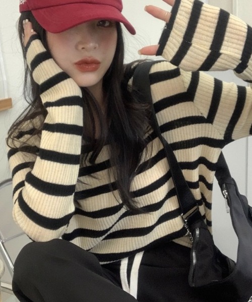 SHOUYO(ショウヨウ)の「Vネック 配色ボーダー 長袖リブニット(Tシャツ/カットソー・レディース・グリーン/ブルー/ブラック・M)」の21枚目の写真