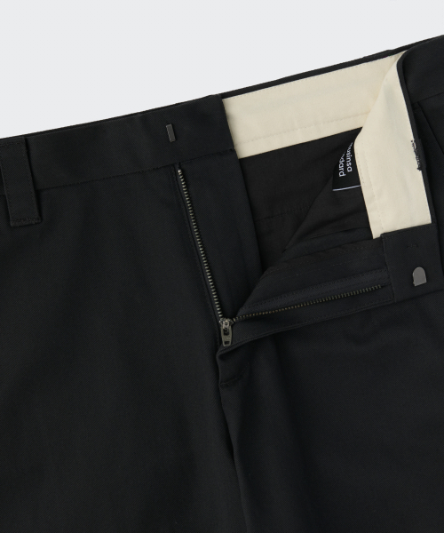 MUSINSA STANDARD（ムシンサスタンダード）の「ソリッドCPレギュラーフィットチノパンツ[ブラック]（その他パンツ・メンズ・その他・40/38/42/36/34/32/30/31/33/26/27/28/29）」の4枚目の写真
