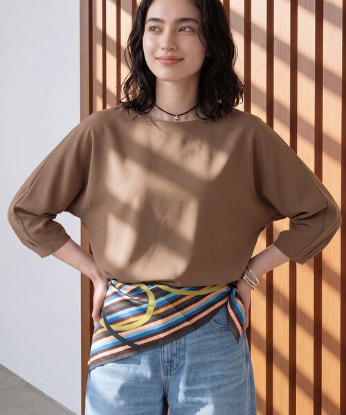 INDIVI（インディヴィ）の「【接触冷感／透湿／着る日傘】ドルマントップス（シャツ/ブラウス・レディース・ブラウン系/ブラック/ダークグレー/アイボリー・38/03/13/15 /19/34/05）」の4枚目の写真