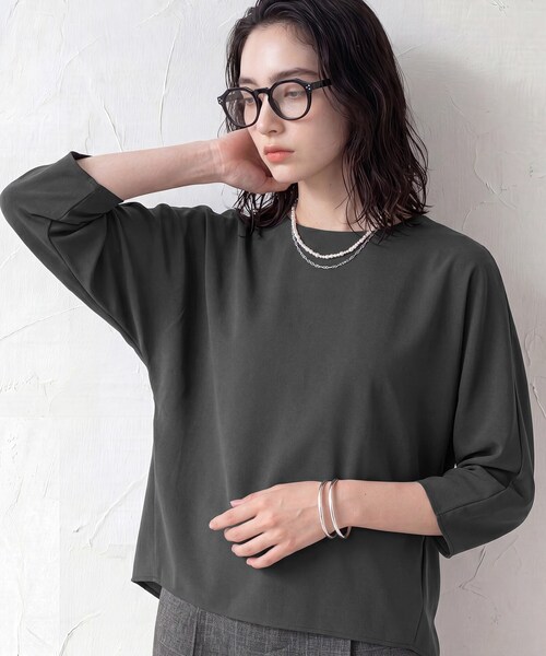 INDIVI（インディヴィ）の「【接触冷感／透湿／着る日傘】ドルマントップス（シャツ/ブラウス・レディース・ブラウン系/ブラック/ダークグレー/アイボリー・38/03/13/15 /19/34/05）」の19枚目の写真
