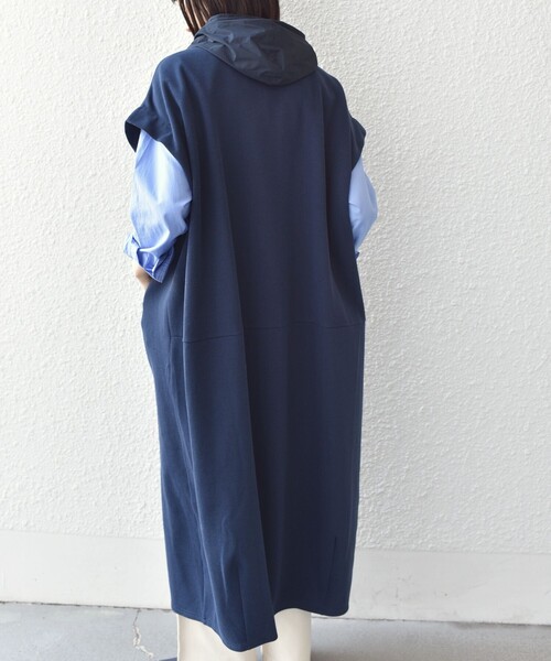 SHIPS Colors(シップス カラーズ)の「SHIPS Colors:〈手洗い可能〉異素材 フーディー ワンピース◇(ワンピース・レディース・ライトブルー/ベージュ/ネイビー・ONE SIZE)」の7枚目の写真