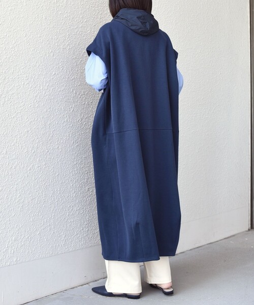 SHIPS Colors(シップス カラーズ)の「SHIPS Colors:〈手洗い可能〉異素材 フーディー ワンピース◇(ワンピース・レディース・ライトブルー/ベージュ/ネイビー・ONE SIZE)」の4枚目の写真