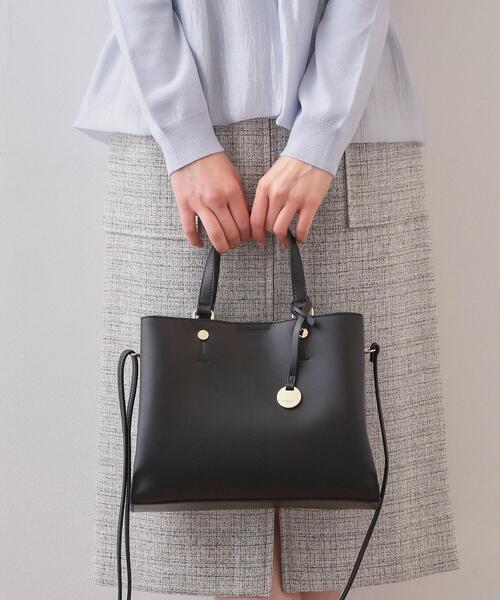 index（インデックス）の「2WAYカシメデザインミドルトート（トートバッグ・レディース・ブラック/ベージュ/サックスブルー系4・00）」の6枚目の写真