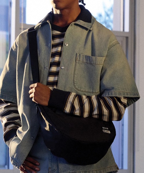 MSGM(エムエスジーエム)の「【MSGM×LeSportsac】Medium Crescent Bag(ショルダーバッグ・レディース・ブラック・ONE SIZE)」の9枚目の写真
