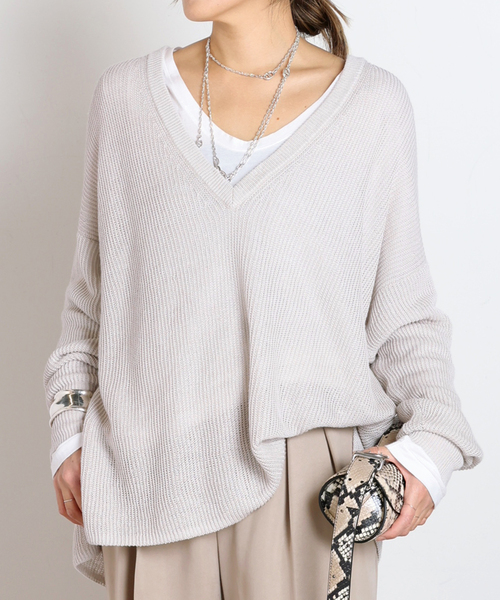 AP STUDIO(エーピーストゥディオ)の「リネンVネックニット(ニット/セーター・レディース・アイボリー/ブラック・FREE)」の2枚目の写真