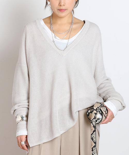 AP STUDIO(エーピーストゥディオ)の「リネンVネックニット(ニット/セーター・レディース・アイボリー/ブラック・FREE)」の3枚目の写真