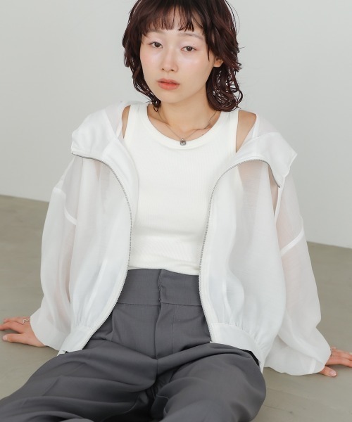 Bab(バブ)の「【再販決定!】フード付きボリュームマウンテンパーカー(パーカー・レディース・グレイッシュベージュ/ブラック/アイボリー・FREE)」の8枚目の写真