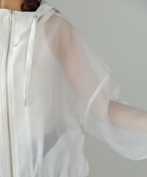 Bab(バブ)の「【再販決定!】フード付きボリュームマウンテンパーカー(パーカー・レディース・グレイッシュベージュ/ブラック/アイボリー・FREE)」の13枚目の写真