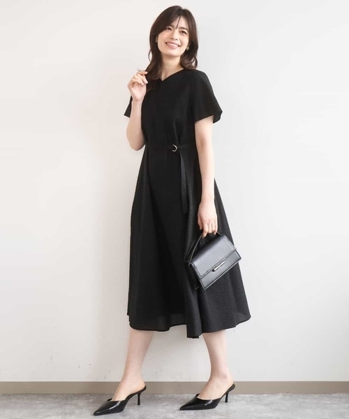 OFUON le MK(オフオンルエムケー)の「VネックAラインシルエットワンピース/洗える/WEB限定カラーサイズあり(ワンピース・レディース・グリーン/モカ/オレンジ系その他/ブラック・36/38/40)」の12枚目の写真