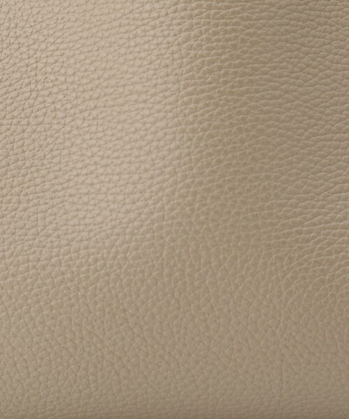 TOFF&LOADSTONE(トフアンドロードストーン)の「Easy Boston(イージーボストン)(ボストンバッグ・レディース・ブラック/ホワイト系/グレー系その他6/ブラウン系その他2/シルバー/サンドベージュ・00)」の7枚目の写真