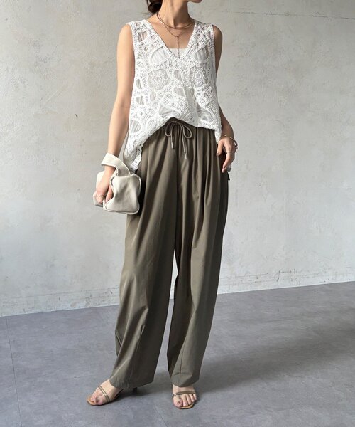 DouDou（ドゥドゥ）の「【WEB限定】ライトストレッチクロスタックイージーパンツ（その他パンツ・レディース・ブラック/ベージュ・FREE）」の12枚目の写真