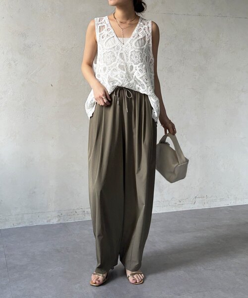 DouDou（ドゥドゥ）の「【WEB限定】ライトストレッチクロスタックイージーパンツ（その他パンツ・レディース・ブラック/ベージュ・FREE）」の14枚目の写真