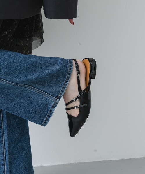 SENSE OF PLACE by URBAN RESEARCH（センスオブプレイスバイアーバンリサーチ）の「ベルトデザインミュール（パンプス・レディース・シルバー/ブラック・LARGE/MEDIUM/SMALL）」の18枚目の写真