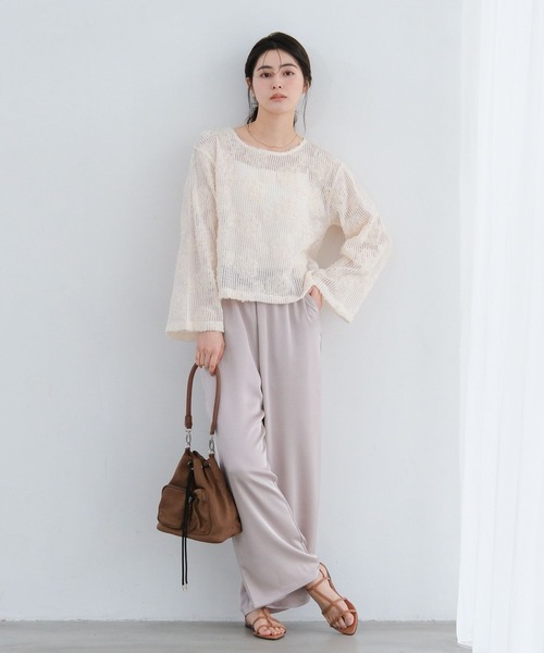 LAKOLE(ラコレ)の「【撥水】2WAYポケット巾着バッグ / 656434(ショルダーバッグ・レディース・ブラック/ライトブラウン/オフホワイト・FREE)」の4枚目の写真