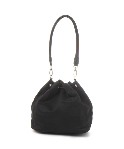 LAKOLE(ラコレ)の「【撥水】2WAYポケット巾着バッグ / 656434(ショルダーバッグ・レディース・ブラック/ライトブラウン/オフホワイト・FREE)」の11枚目の写真