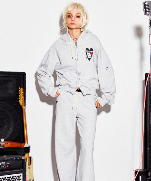 HIGHTIDEFRANKIE（ハイタイドフランキー）の「MEOWSFITS Crop Wire Zip-Up Hoodie Gray（パーカー・レディース・ライトグレー・FREE）」の2枚目の写真