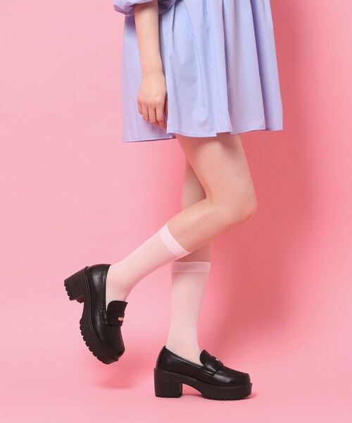 cs T&P(シーエスティーアンドピー)の「厚底コインローファー(パンプス・レディース・ブラック/ブラック系1・L/M/S/LL)」の3枚目の写真