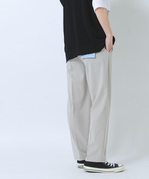 ITEMS URBANRESEARCH(アイテムズ アーバンリサーチ)の「接触冷感 TRテーパードスラックス(その他パンツ・メンズ・ブラック/ネイビー/ベージュ/グレー・SMALL/MEDIUM/LARGE)」の7枚目の写真